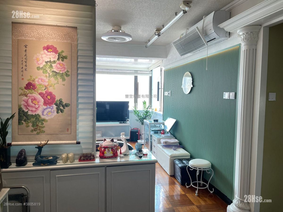 Man Wo Garden Mansion Sell 2 Bedrooms , 1 Bathroom 548 ft²