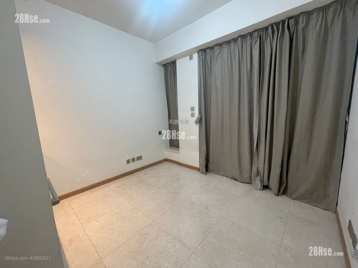 63 Pokfulam Sell Studio , 1 Bathroom 209 ft²