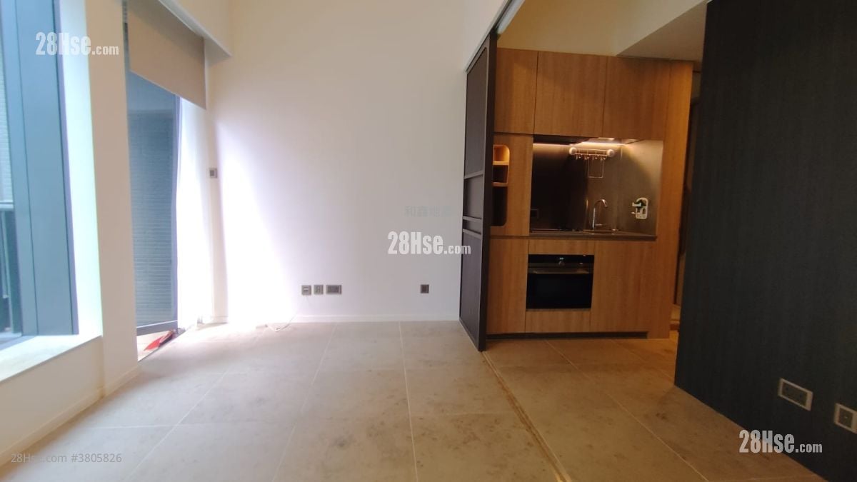 Bohemian House Sell Studio , 1 Bathroom 264 ft²