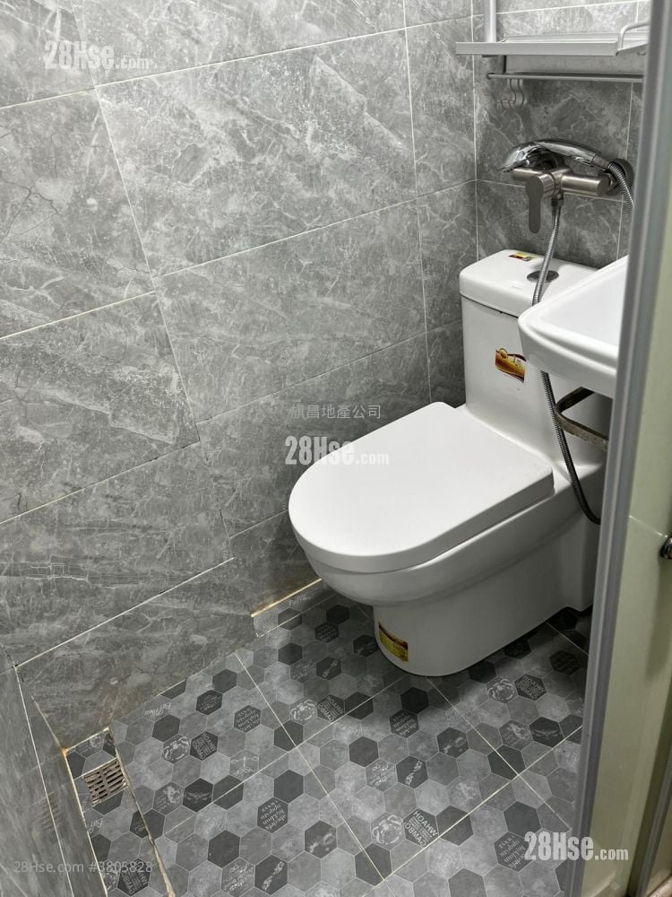 唐楼 租盘 1 房 , 1 浴室 160 平方尺