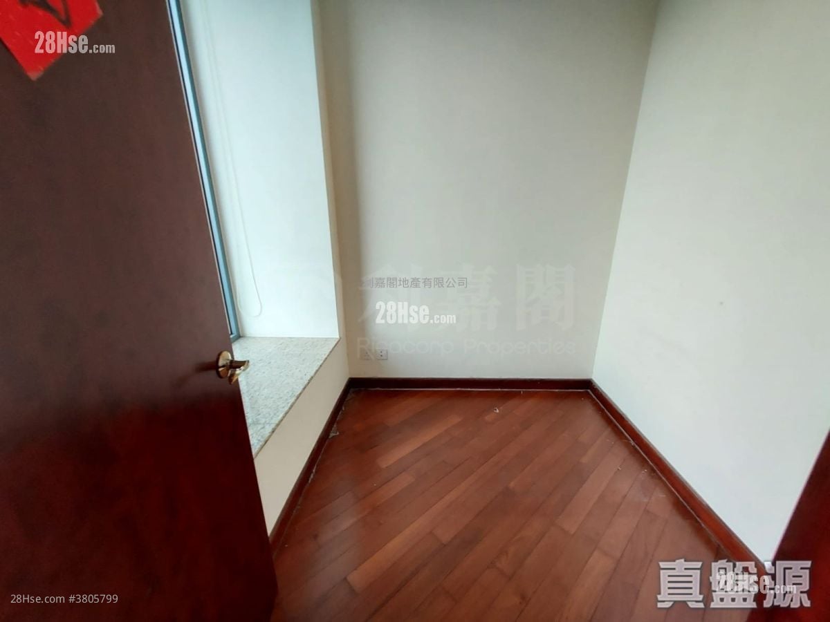 奥柏御峯 售盘 1 房 , 1 浴室 334 平方尺