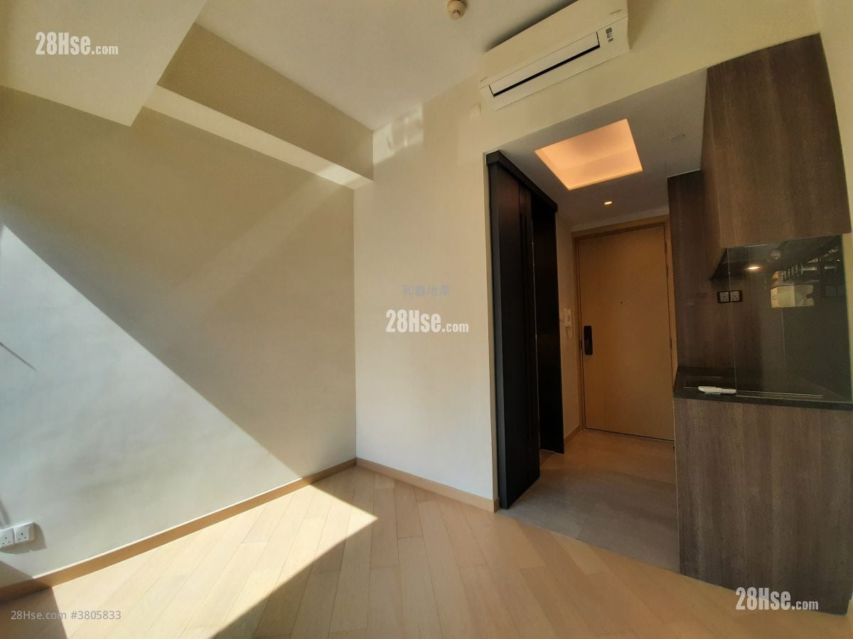 Novum West Sell Studio , 1 Bathroom 199 ft²