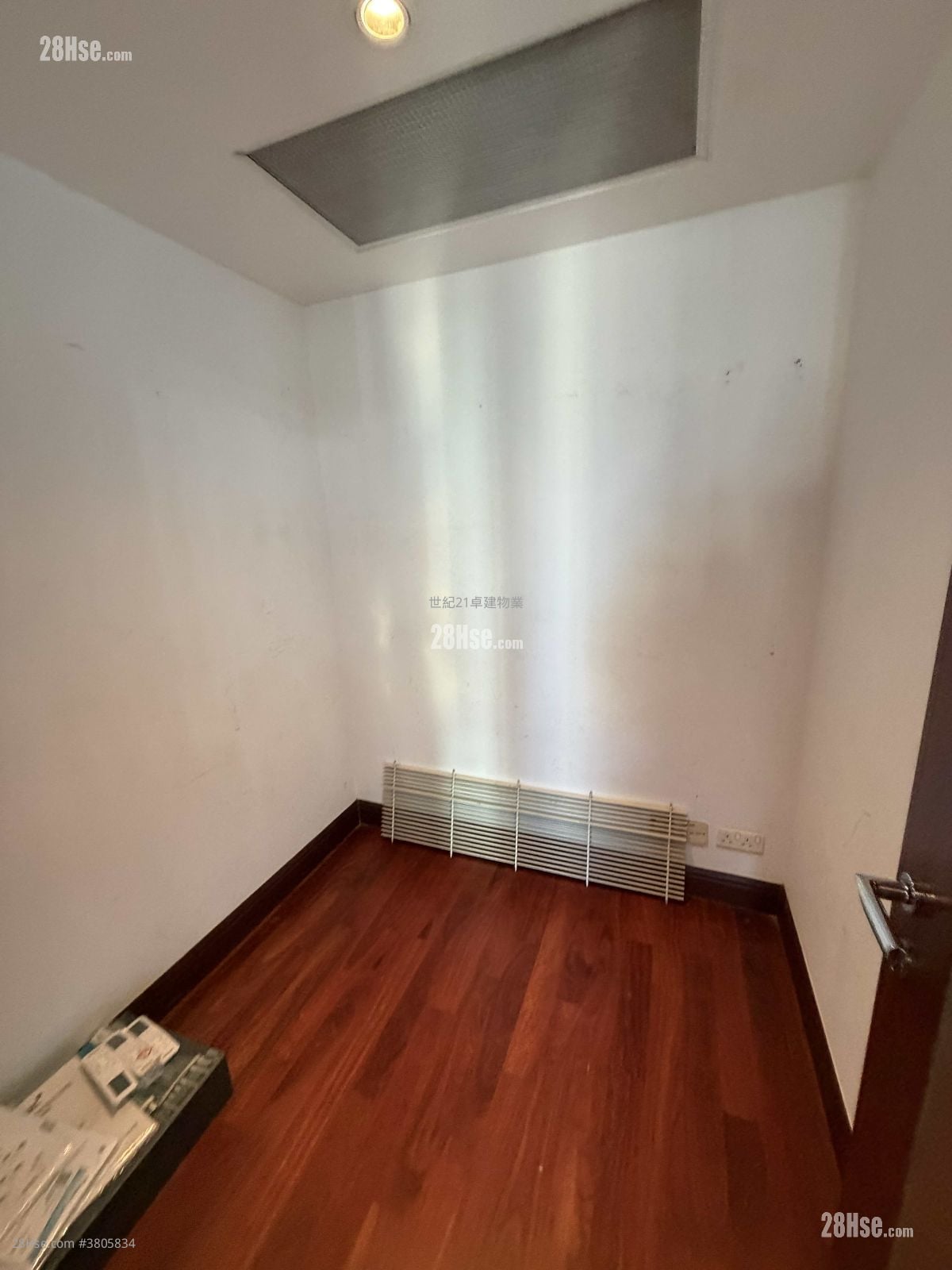 君临天下 租盘 2 房 , 2 浴室 755 平方尺