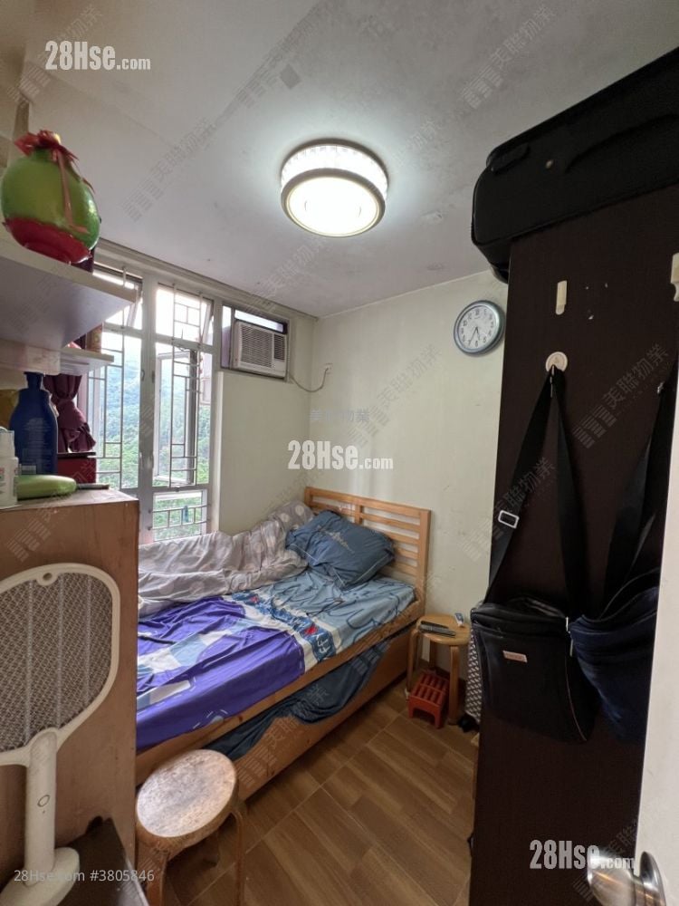 Mei Ying Court Sell 2 Bedrooms 445 ft²