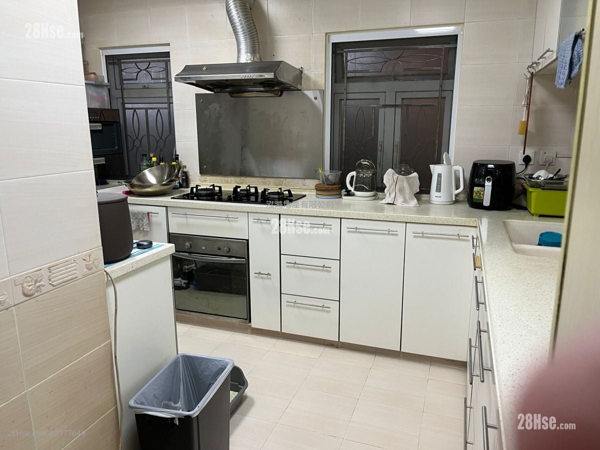 Village Sell 2 Bedrooms , 1 Bathroom 700 ft²