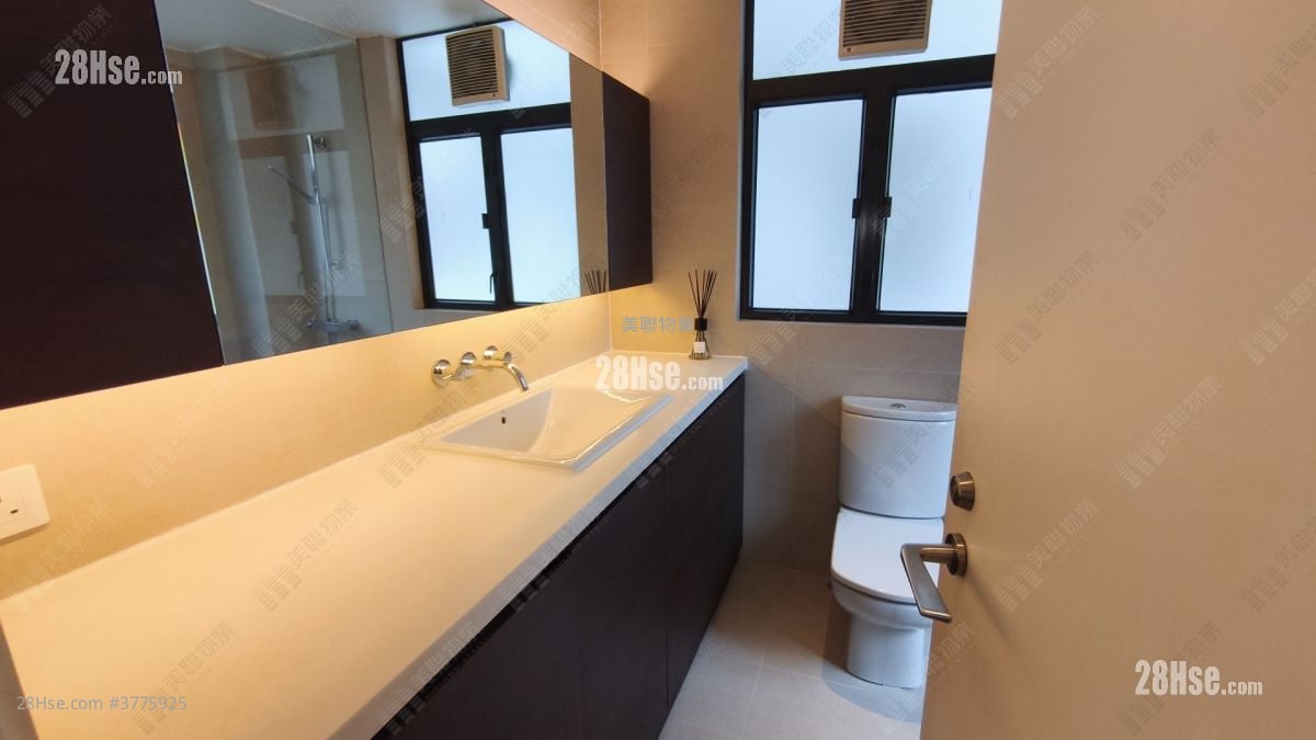 Dragon View House Sell 2 Bedrooms , 1 Bathroom 376 ft²