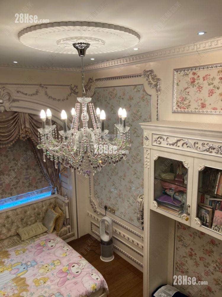 One Mayfair Sell 4 Bedrooms , 5+ Bathrooms 2,155 ft²