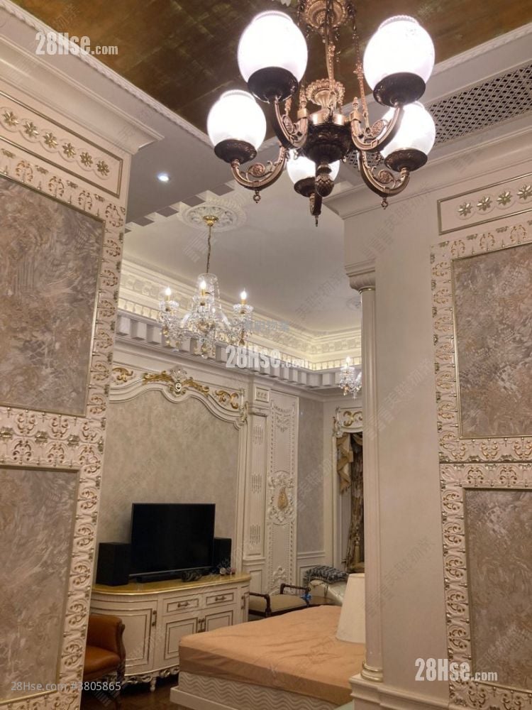 One Mayfair Sell 4 Bedrooms , 5+ Bathrooms 2,155 ft²