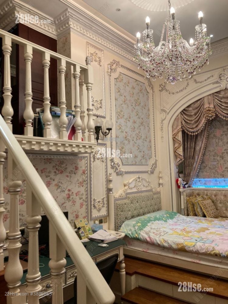 One Mayfair Sell 4 Bedrooms , 5+ Bathrooms 2,155 ft²