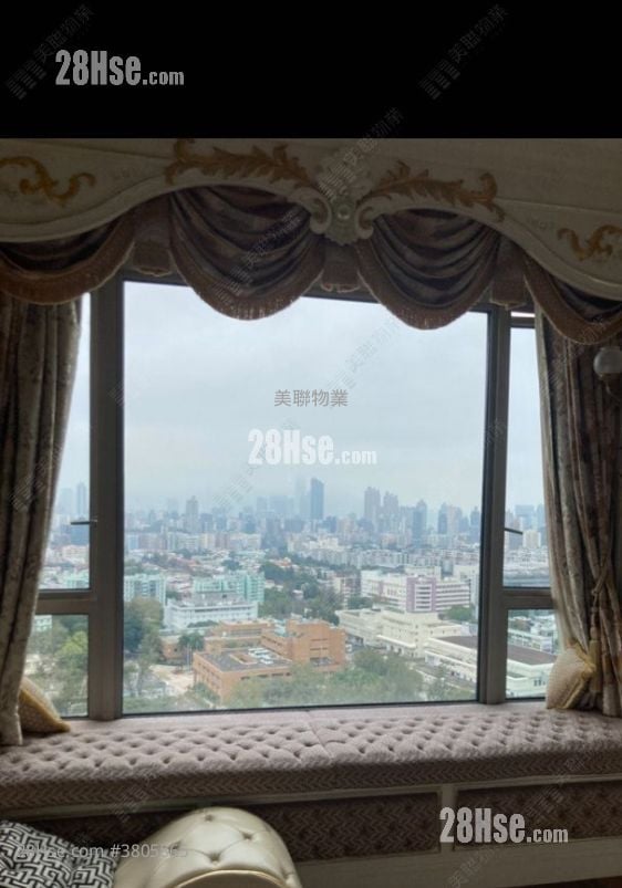 One Mayfair Sell 4 Bedrooms , 5+ Bathrooms 2,155 ft²