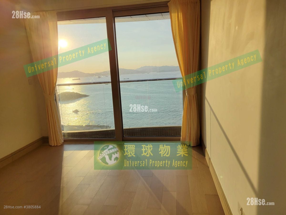 Cadogan Rental 3 Bedrooms , 2 Bathrooms 349 ft²