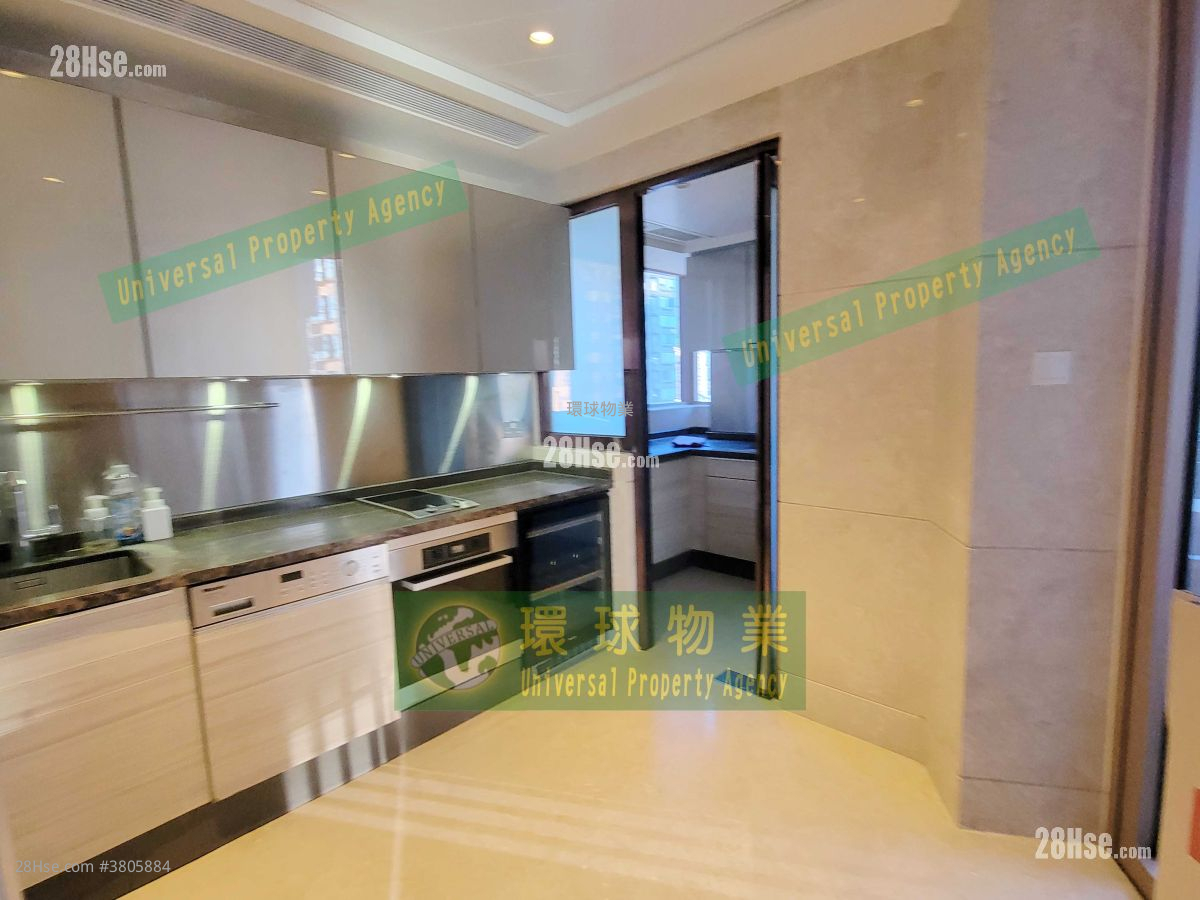 Cadogan Rental 3 Bedrooms , 2 Bathrooms 349 ft²