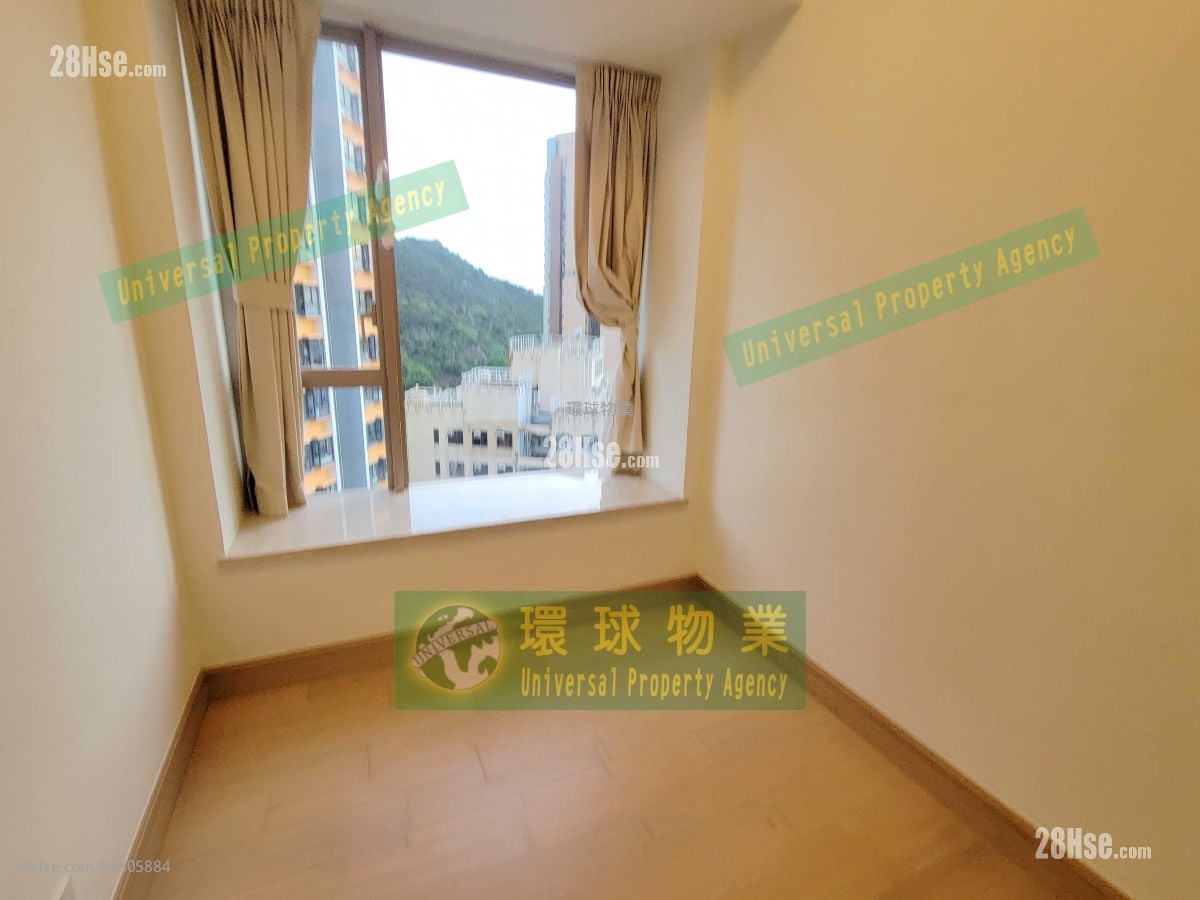 Cadogan Rental 3 Bedrooms , 2 Bathrooms 349 ft²