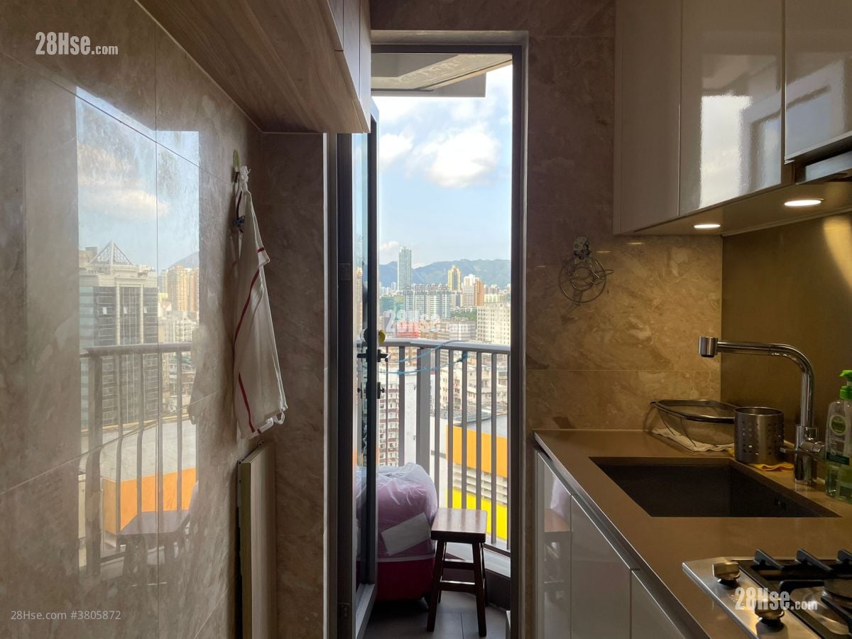 The Austin Rental 2 Bedrooms , 2 Bathrooms 580 ft²