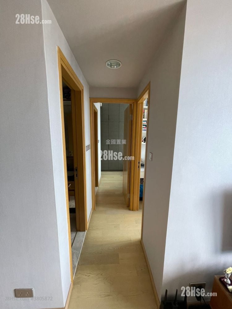 The Austin Rental 2 Bedrooms , 2 Bathrooms 580 ft²