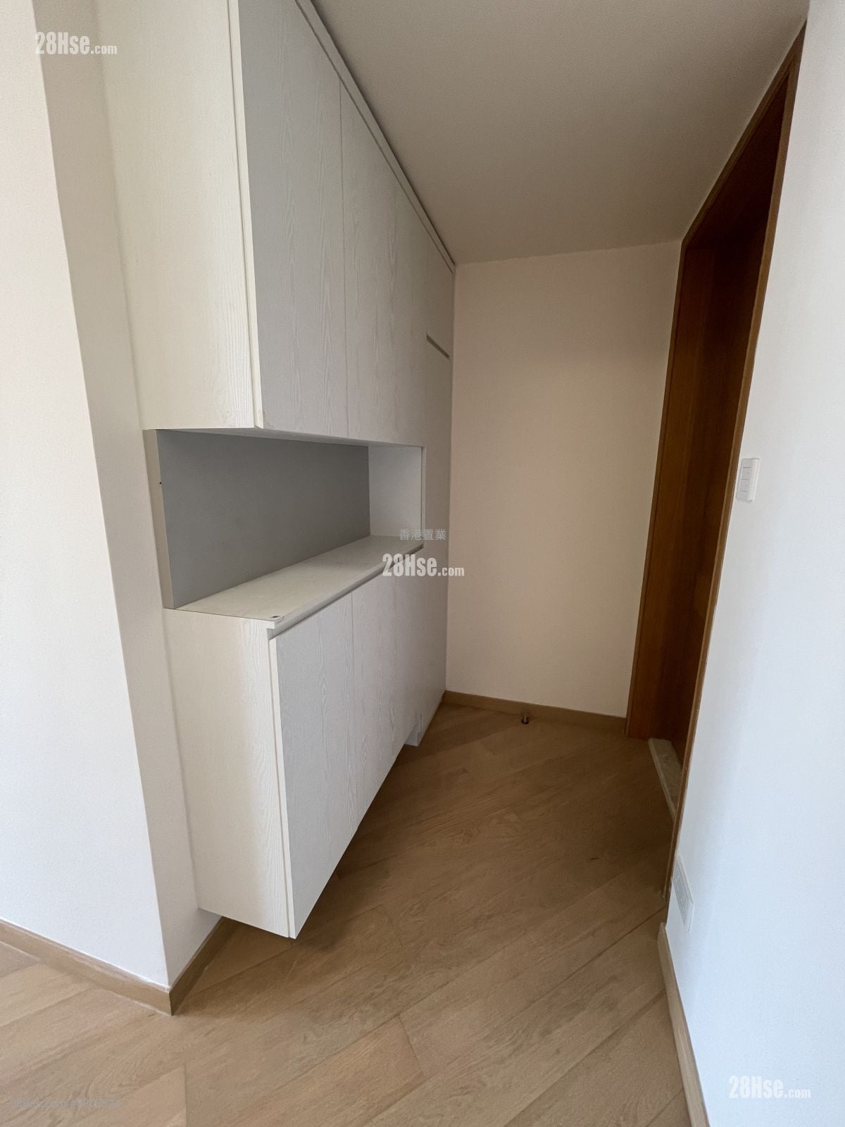 One Kai Tak(Ii) Rental 2 Bedrooms , 1 Bathroom 561 ft²