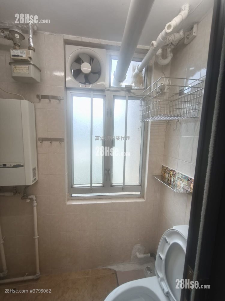 Hong Lam Court Rental 2 Bedrooms , 1 Bathroom 401 ft²