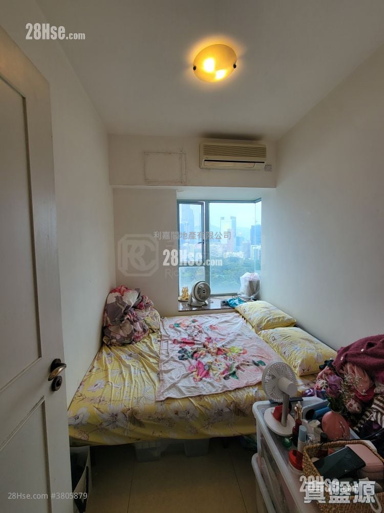 港景峰 售盘 3 房 , 2 浴室 899 平方尺