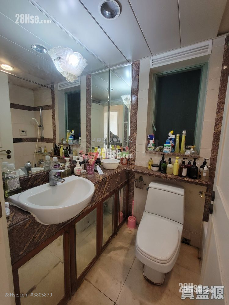 港景峰 售盘 3 房 , 2 浴室 899 平方尺