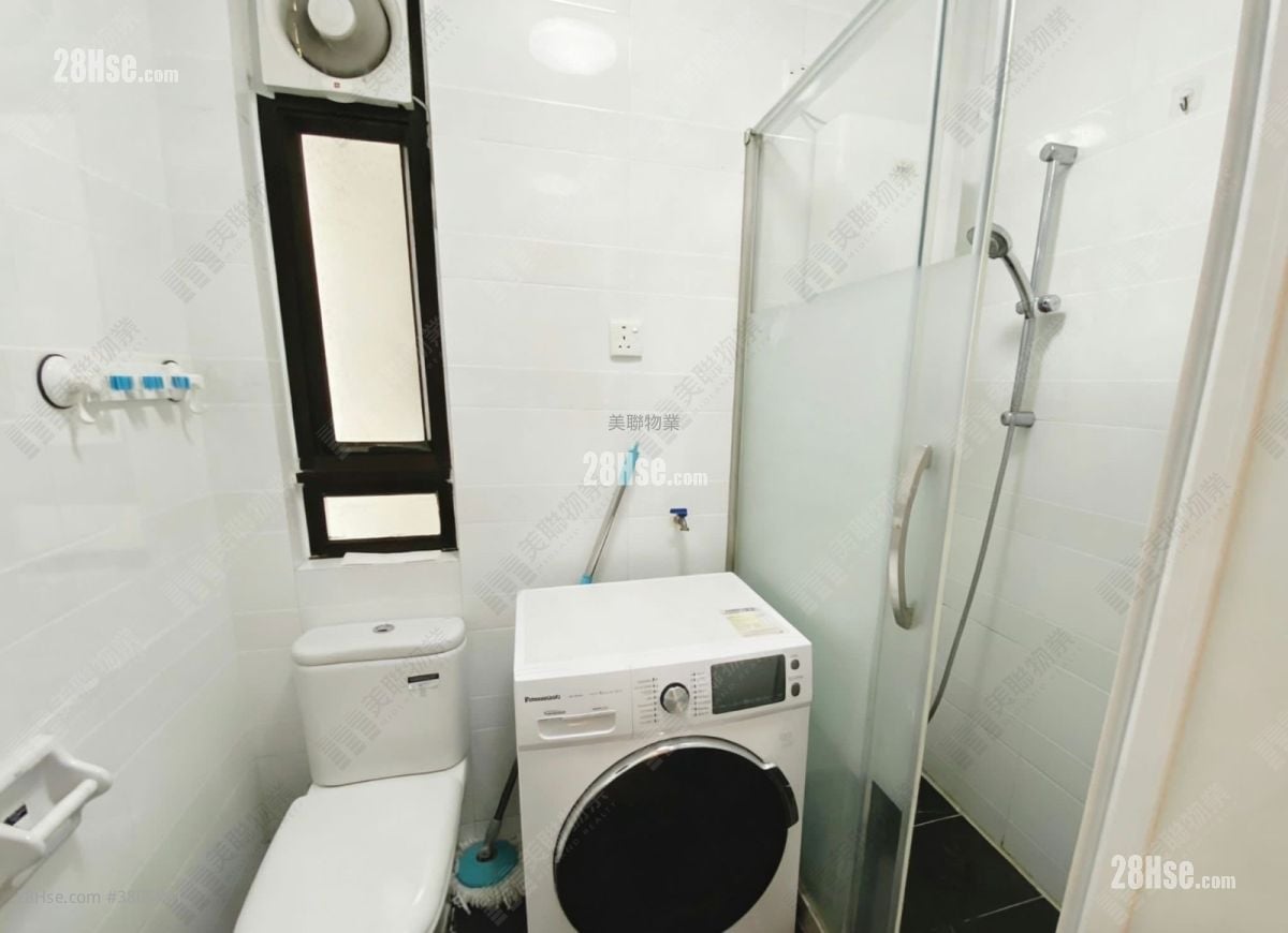 Luk Yeung Sun Chuen Sell 2 Bedrooms 451 ft²