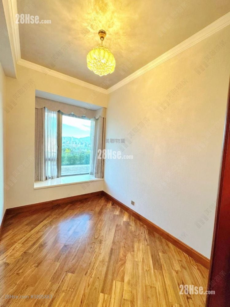 One Mayfair Sell 4 Bedrooms , 4 Bathrooms 1,650 ft²