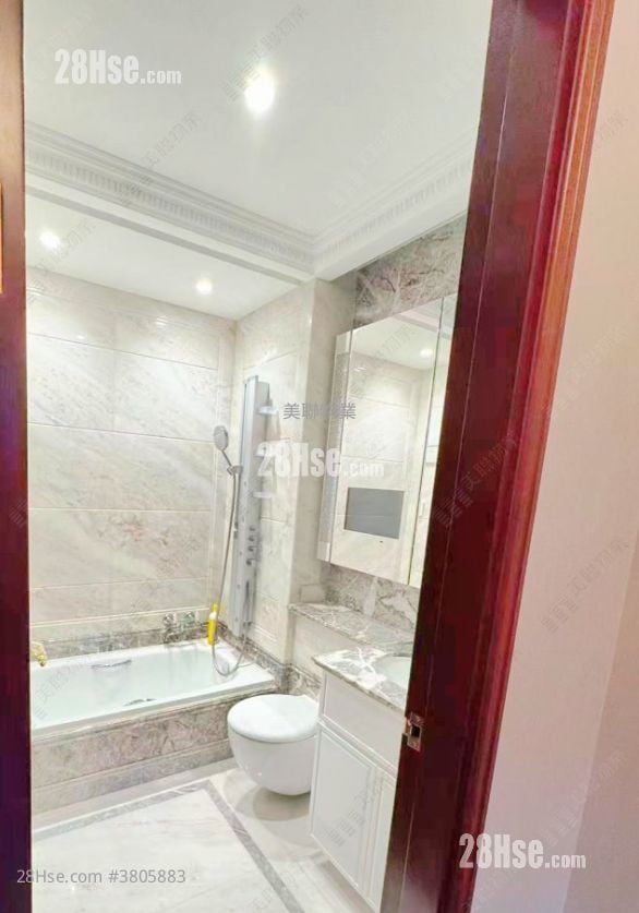 One Mayfair Sell 4 Bedrooms , 4 Bathrooms 1,650 ft²