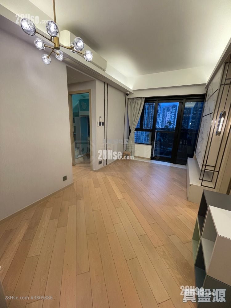 Mount Regency Rental 3 Bedrooms , 1 Bathroom 531 ft²