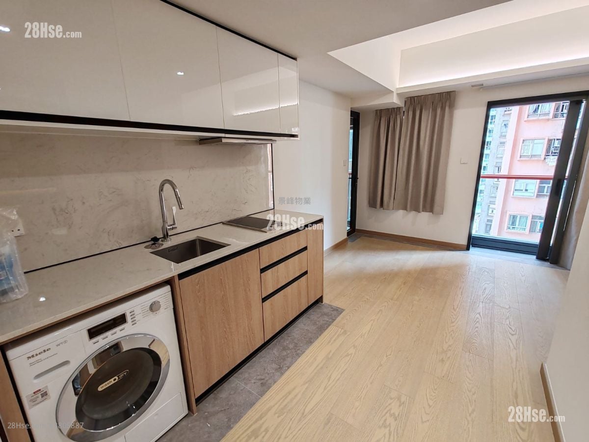 The Highline Sell Studio , 1 Bathroom 266 ft²