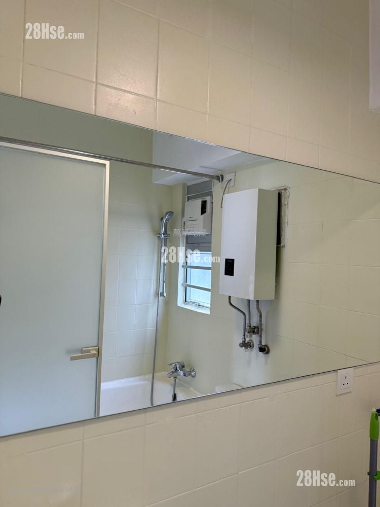 Harbour View Garden Sell 2 Bedrooms , 1 Bathroom 401 ft²