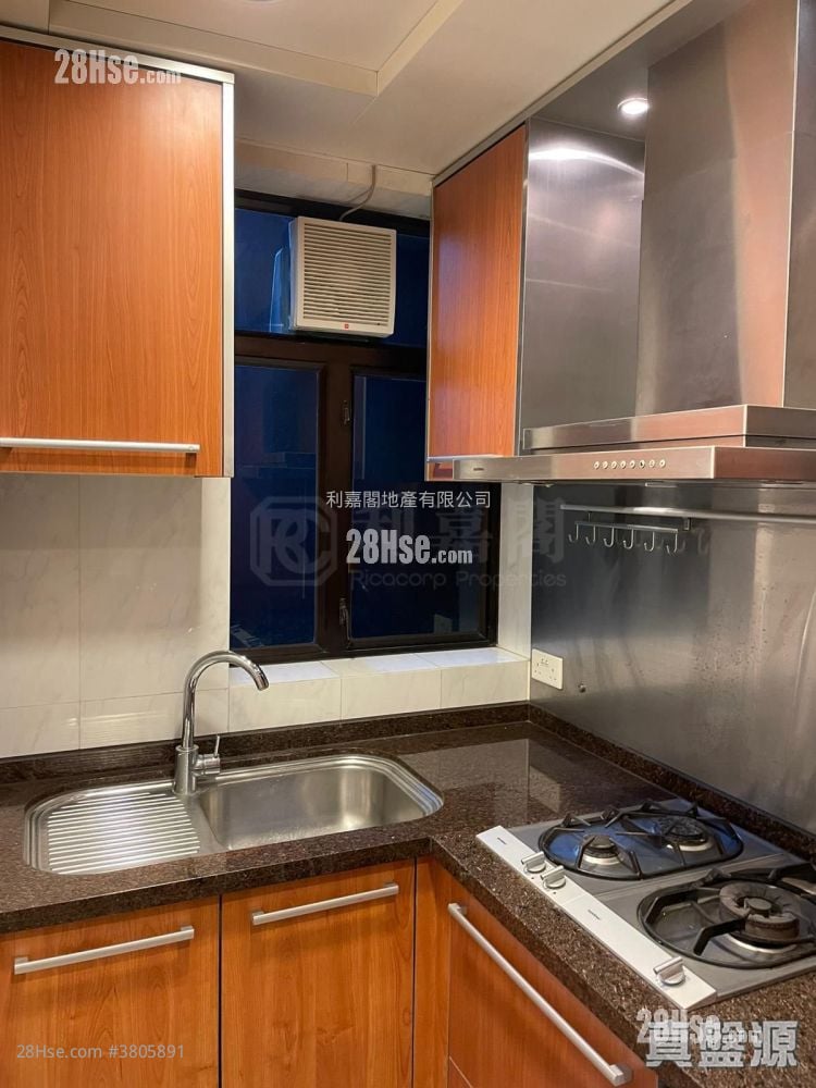 The Arch Sell 1 Bedroom , 1 Bathroom 395 ft²