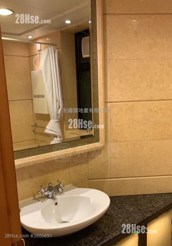 The Arch Sell 1 Bedroom , 1 Bathroom 395 ft²