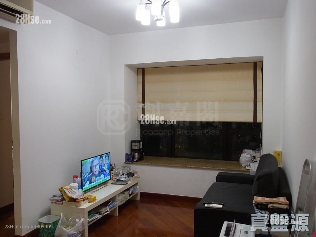 The Arch Sell 1 Bedroom , 1 Bathroom 398 ft²