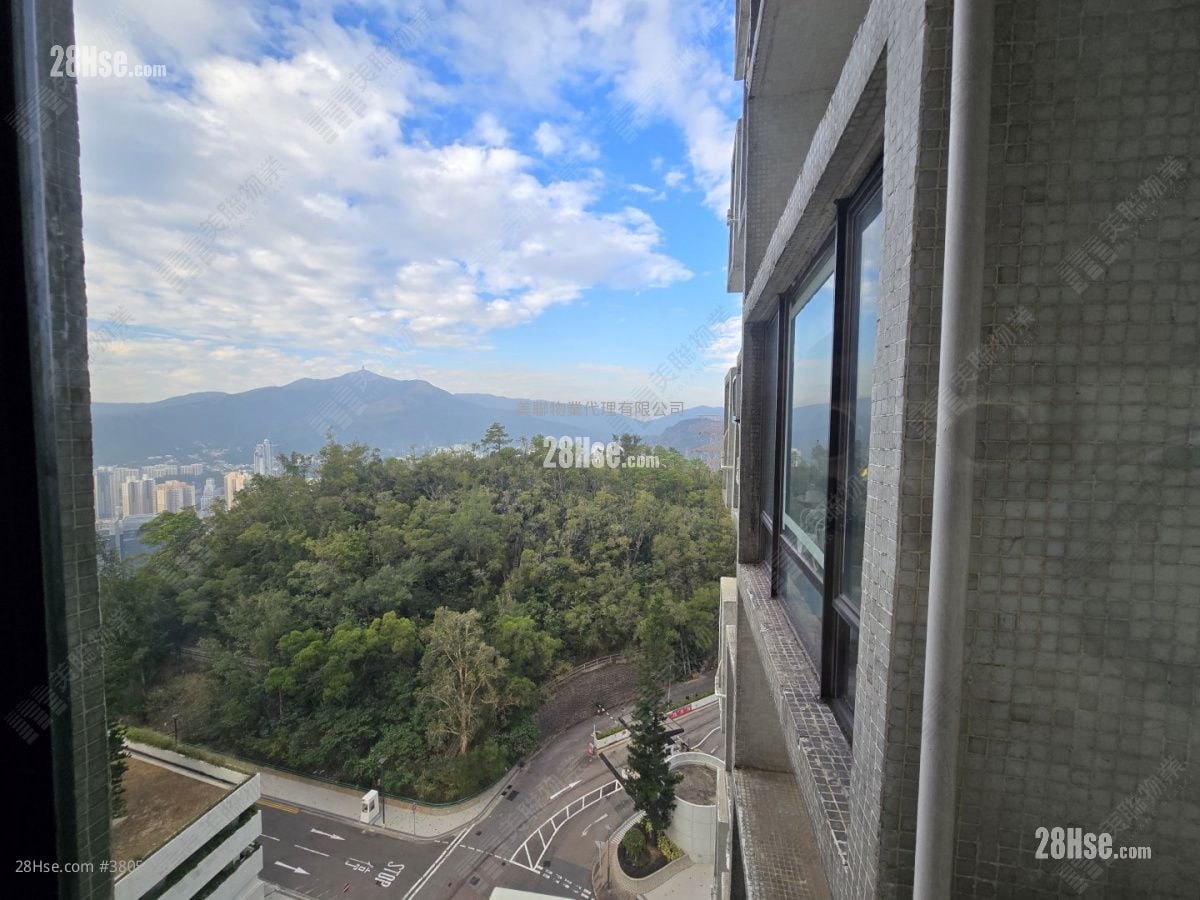 华景山庄 售盘 3 房 , 2 浴室 1,057 平方尺