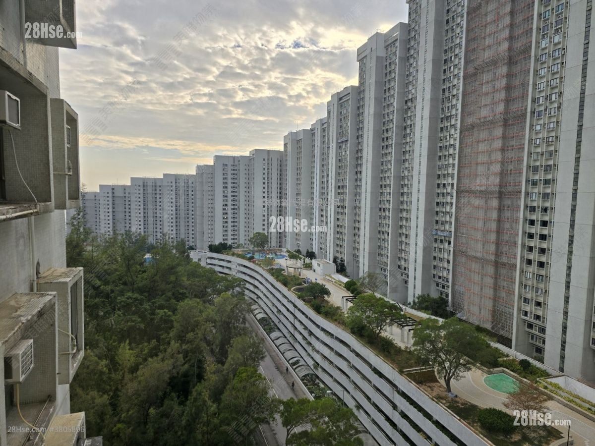 华景山庄 售盘 3 房 , 2 浴室 1,057 平方尺