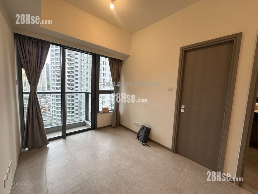 Novo Land Sell 2 Bedrooms , 1 Bathroom 453 ft²