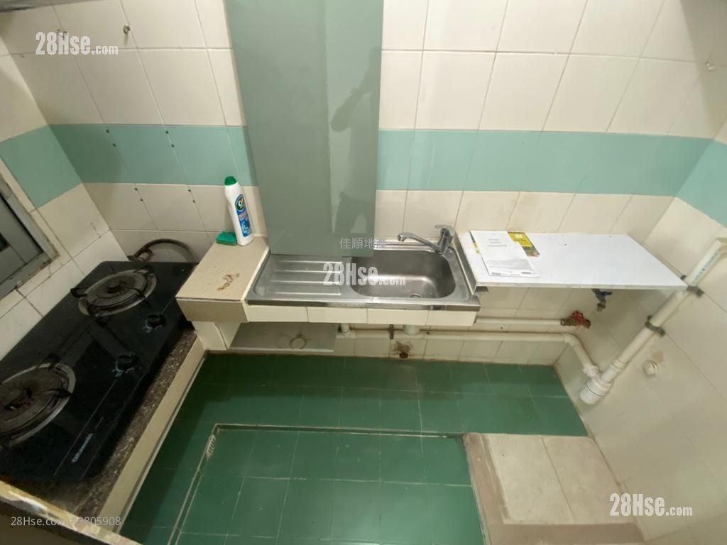 村屋 售盘 2 房 , 1 浴室