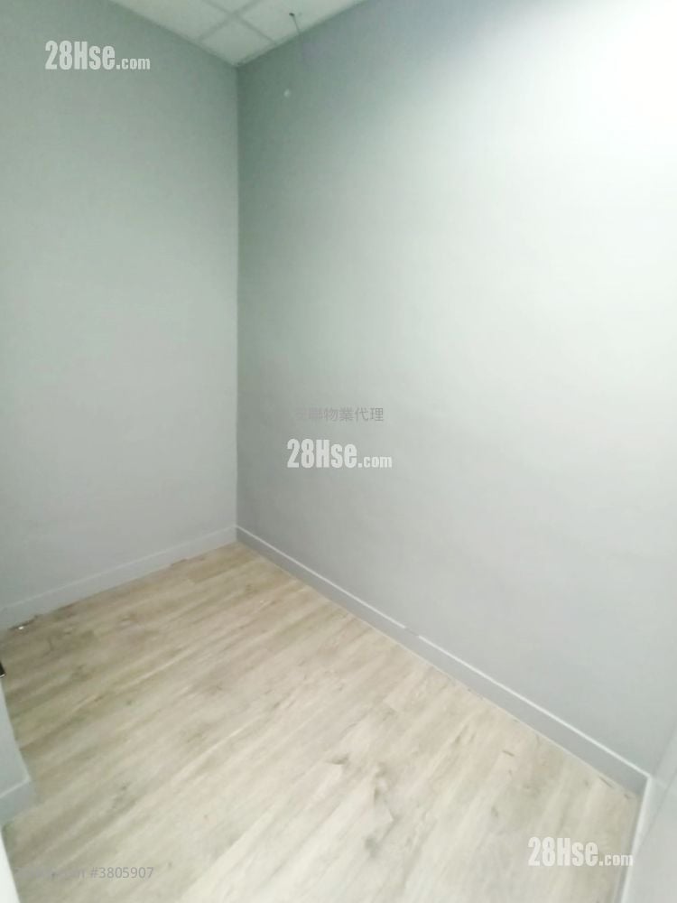 Peninsula Tower Rental