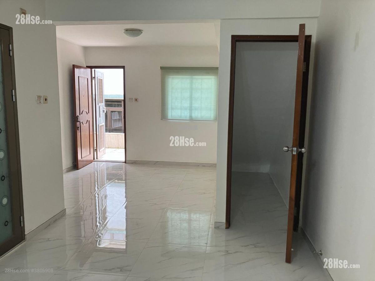 村屋 售盘 2 房 , 1 浴室