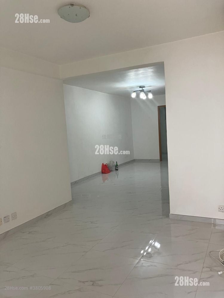 村屋 售盘 2 房 , 1 浴室