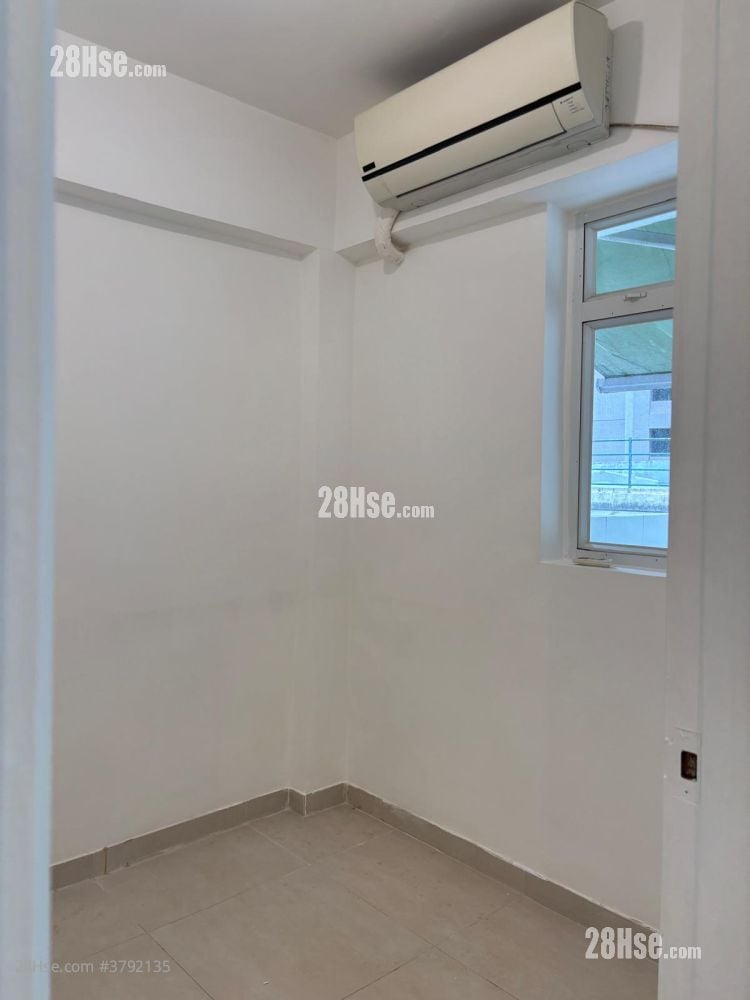 170 Wellington Street Rental 1 Bedroom , 1 Bathroom 280 ft²