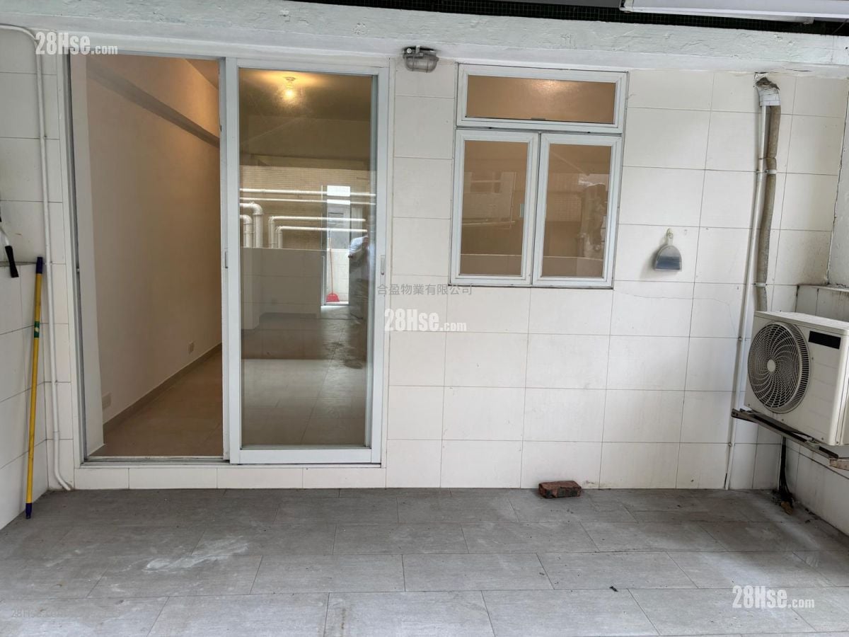 170 Wellington Street Rental 1 Bedroom , 1 Bathroom 280 ft²