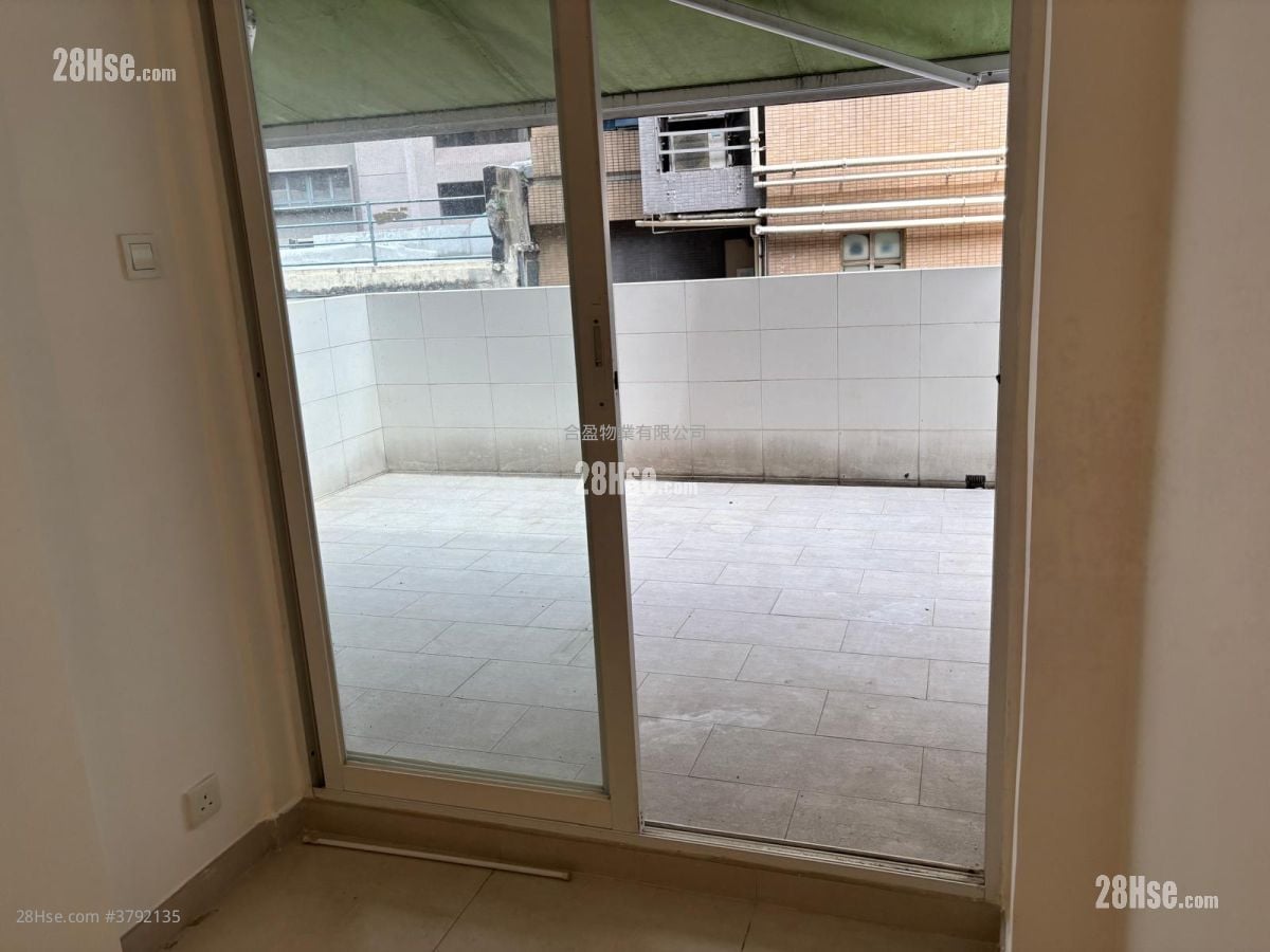 170 Wellington Street Rental 1 Bedroom , 1 Bathroom 280 ft²