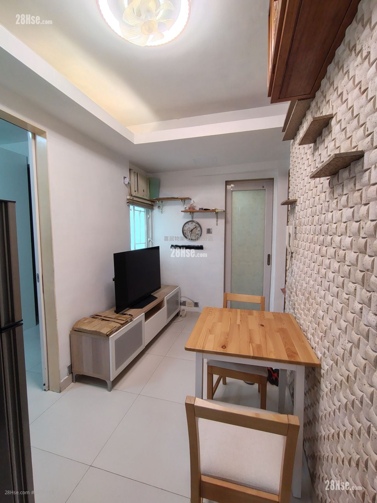 Gold Ming Building Rental 1 Bedroom , 1 Bathroom 256 ft²