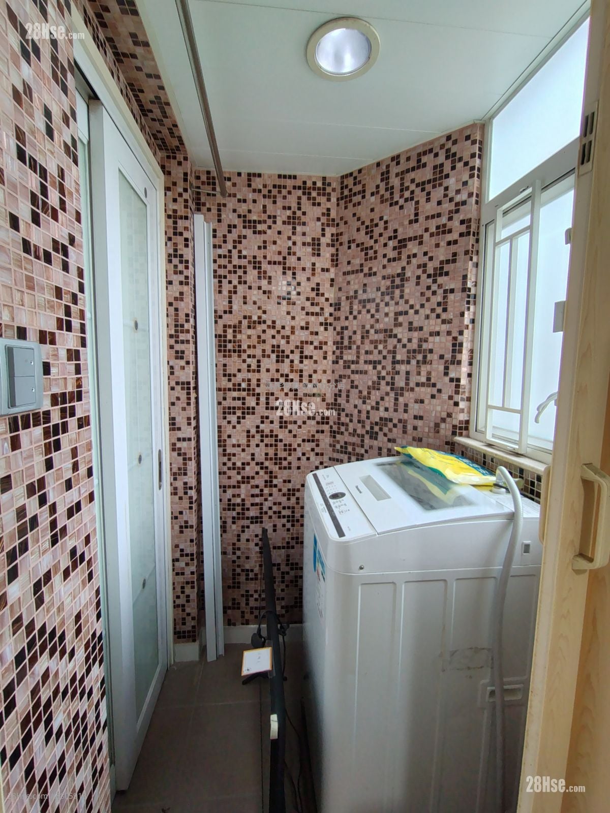 Gold Ming Building Rental 1 Bedroom , 1 Bathroom 256 ft²