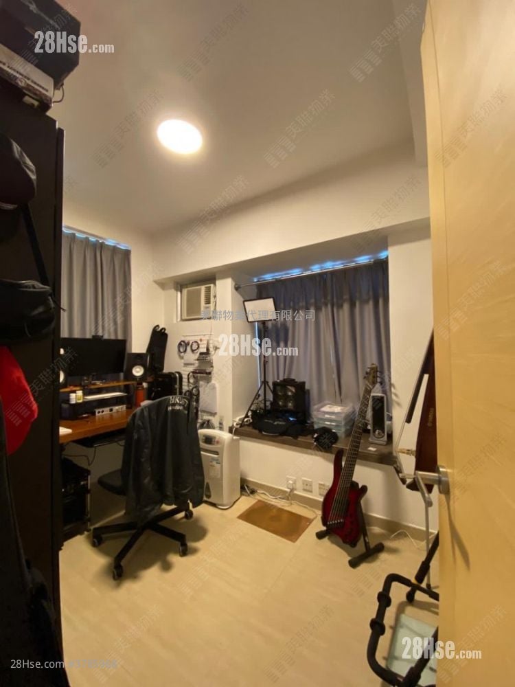 Flora Plaza Sell 2 Bedrooms 370 ft²