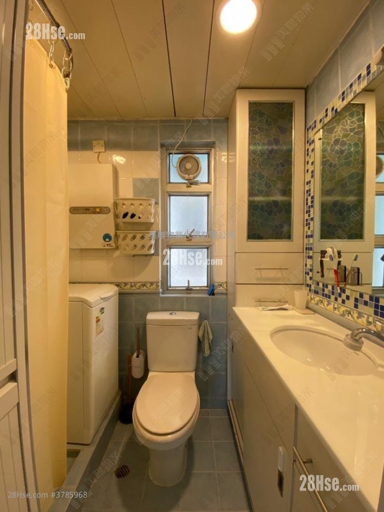 Flora Plaza Sell 2 Bedrooms 370 ft²