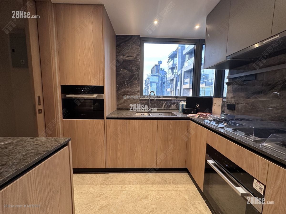 瑜一 售盘 3 房 , 3 浴室 941 平方尺