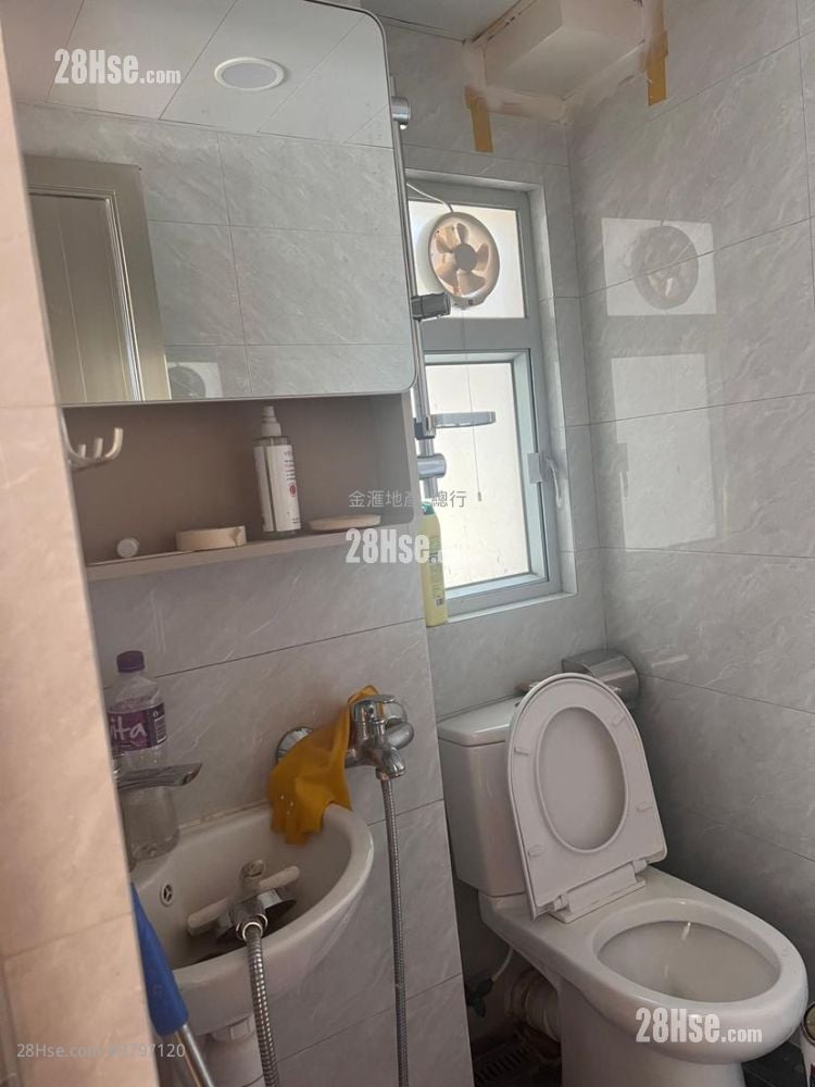 联合大楼 租盘 2 房 , 1 浴室 346 平方尺