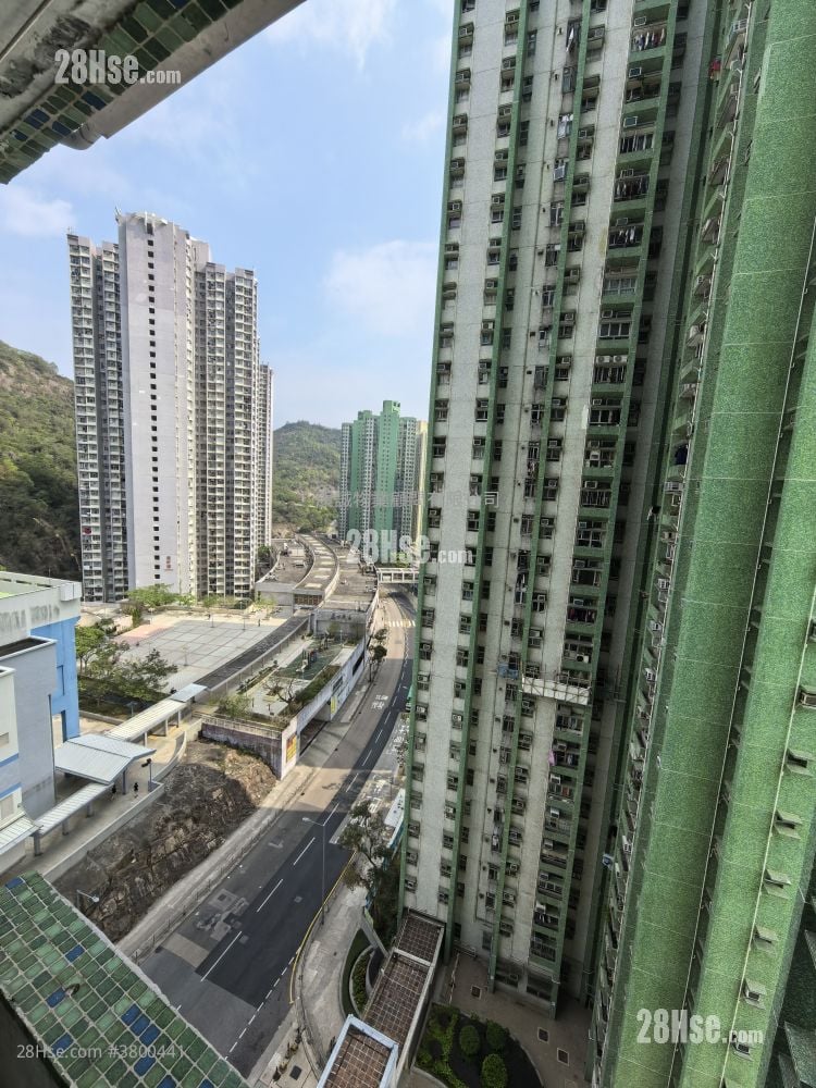 Hong Pak Court Sell 2 Bedrooms , 1 Bathroom 401 ft²