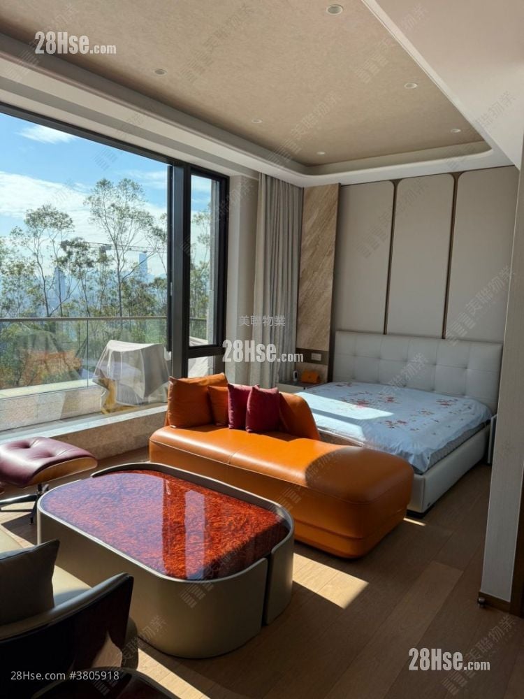 Mont Rouge Sell 4 Bedrooms , 5+ Bathrooms 2,913 ft²